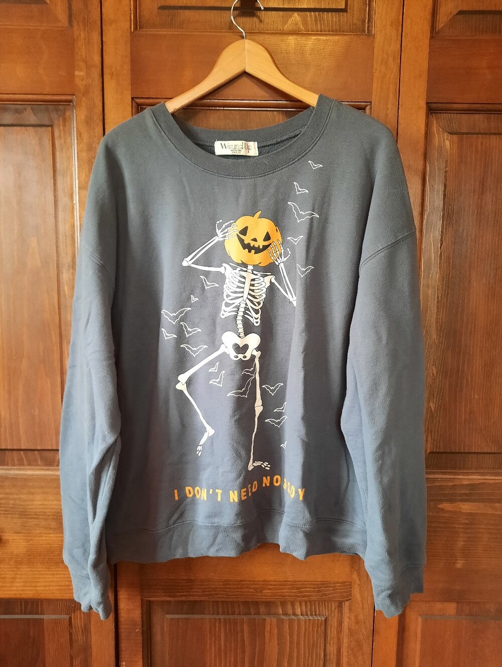 Wound Up "I Don't Need No Body" Gray Blue Halloween Graphic Sweatshirt Size XXXL